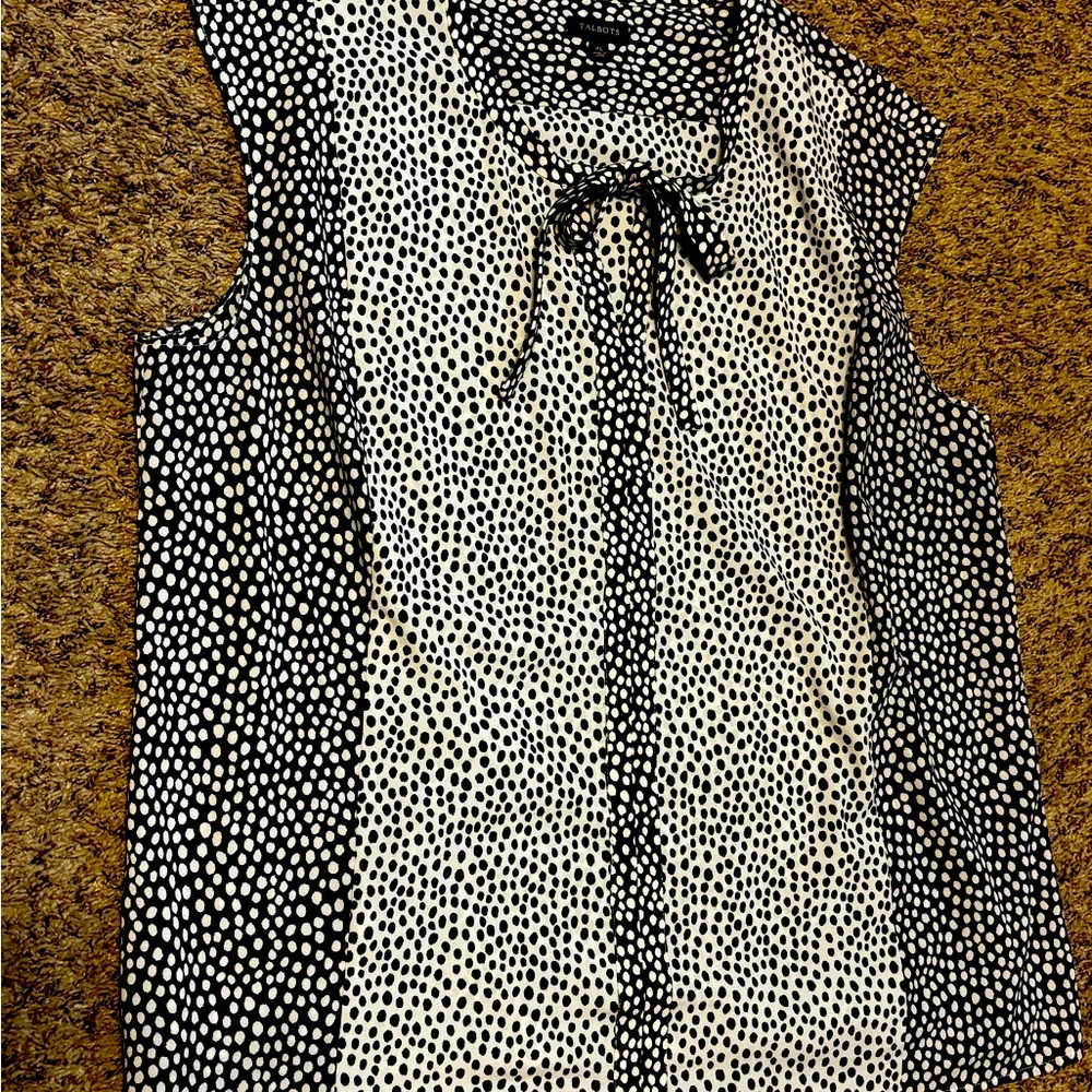 Talbots Black and White polka dot sleeveless shirt size XL
